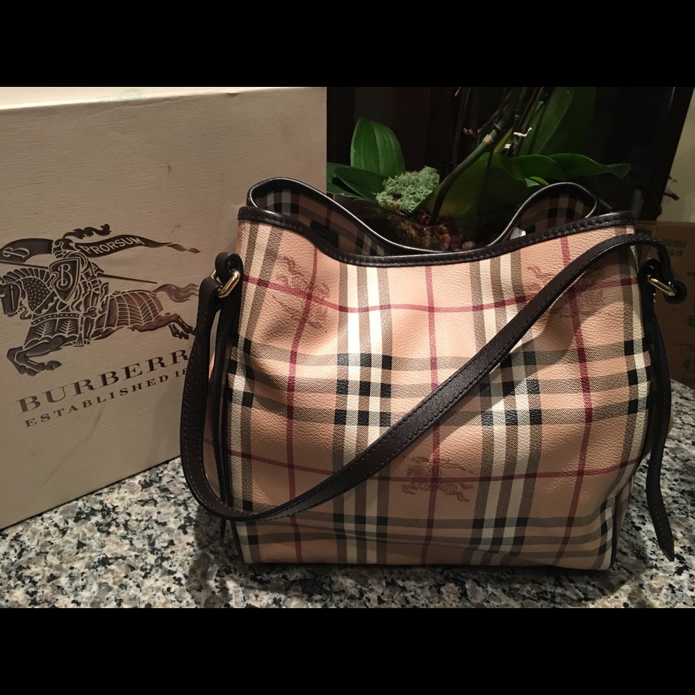 Authentic Burberry bag brown strap!